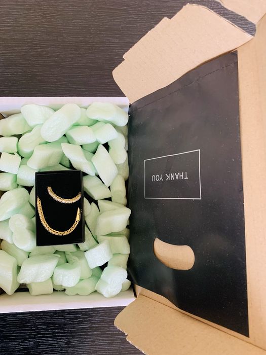 Bratara aurie din oțel inoxidabil noua.