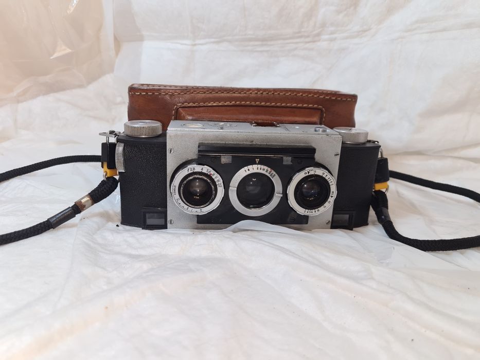 Ретро 3D фотоапарат Stereo Realist