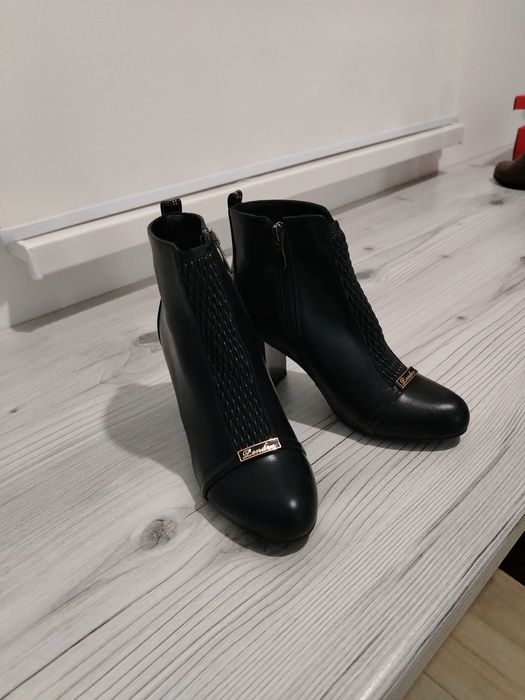 Осенний полусапожка размер 35