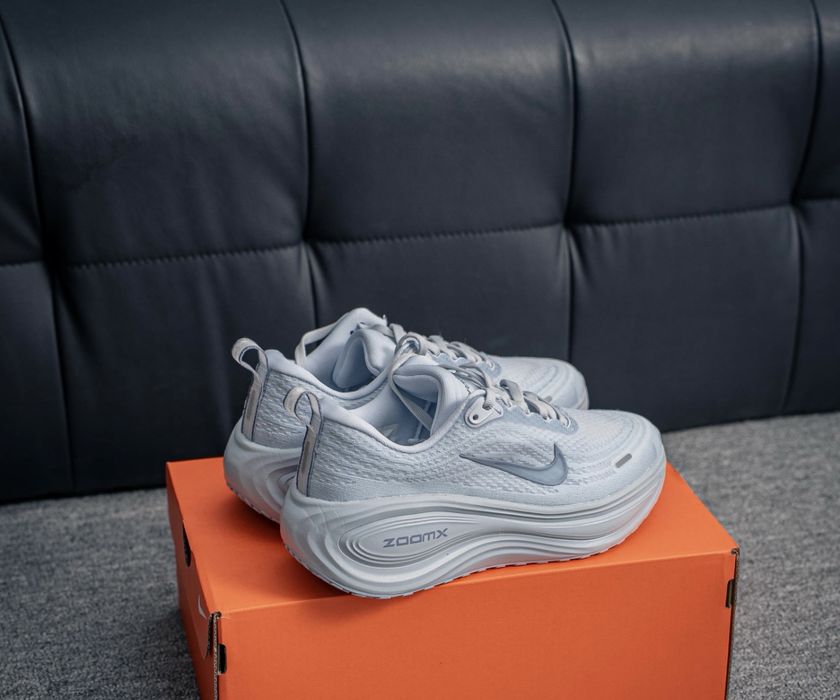Nike Vomero Plus