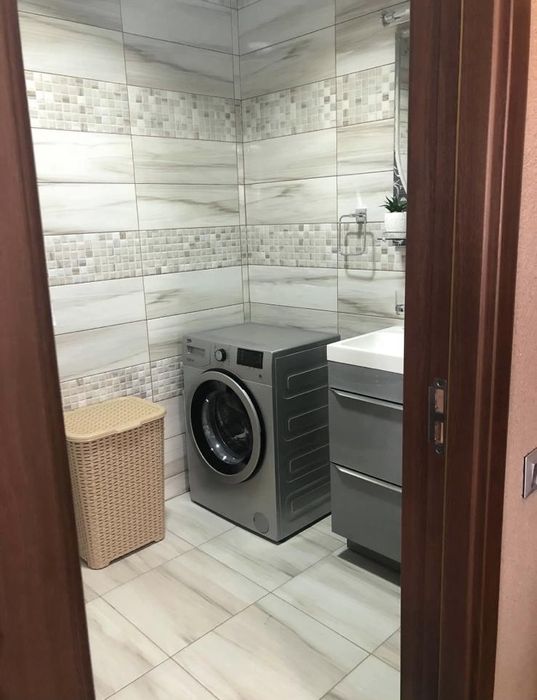 Vand apartament 3 camere