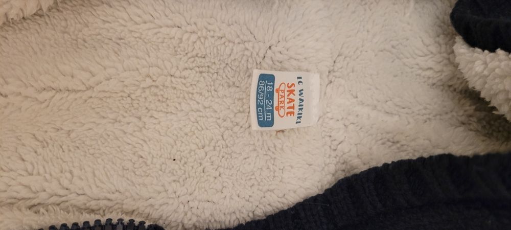 Plovar gos Lc Waikiki mas.18-24 luni86/92