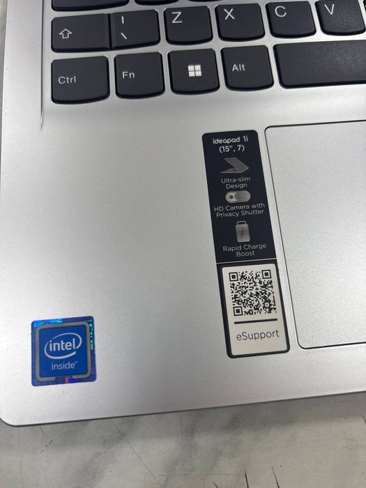 Lenovo Noutbook sotiladi