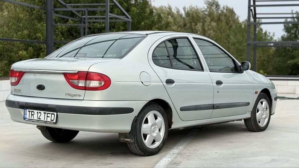 Renault megane unic proprietar! De noua !benzina!