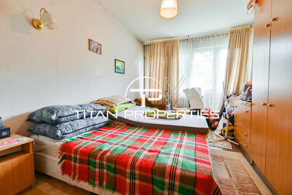 Продава се Тристаен апартамент в София, Гоце Делчев - 87 кв.м за 4023 €/кв.м - Снимка #5