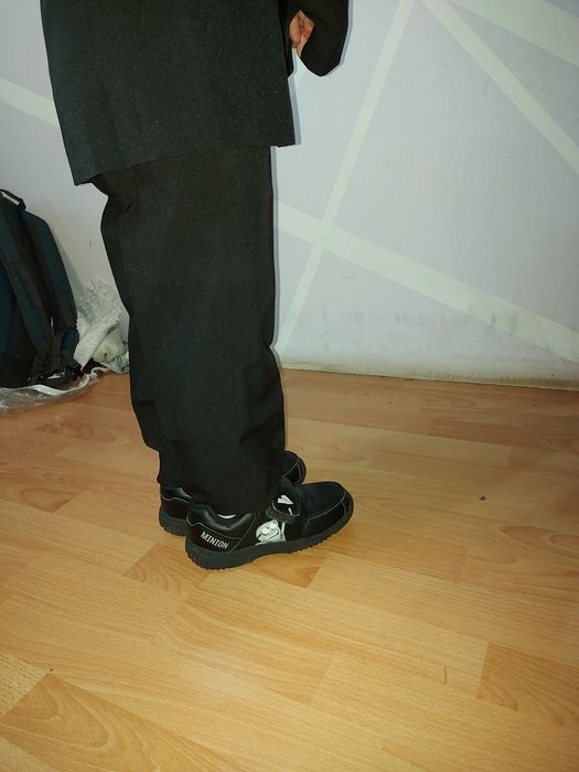 Ново!! Комплект. Официален костюм Maniac р-р 122