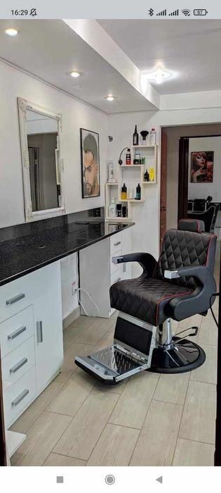Închirieri scaune Frizerie, Cosmetica, Coafura în regim PFA