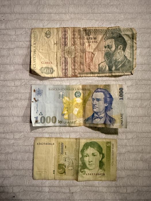 Bancnote si monede vechi