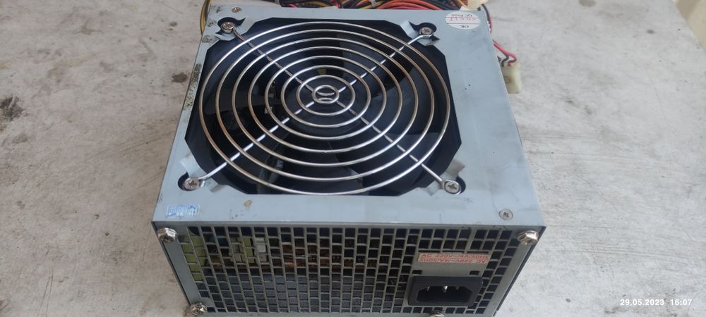 Блок питания от компьютера.