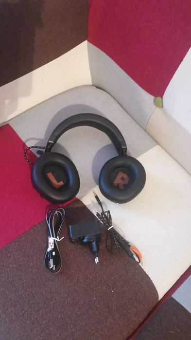 Cască gaming / căști bluetooth JBL Quantum 600 cu garanție