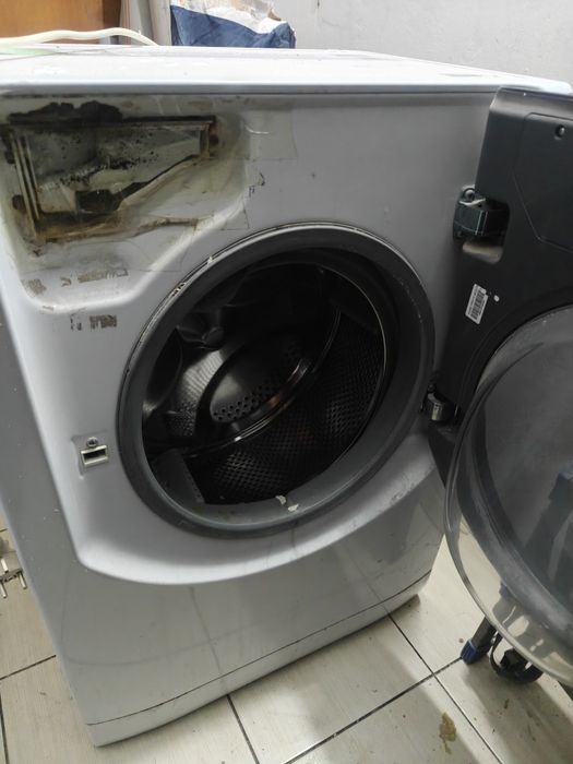 Продам стиральную машинку