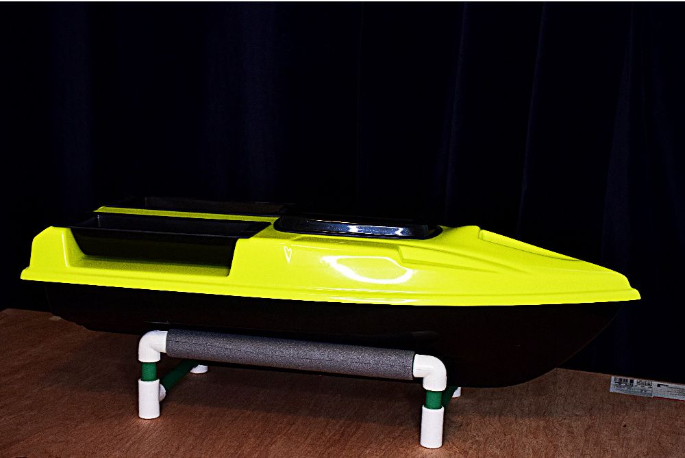 Coca EVO Bait Boat pt Pb-Acid - pt Navomodel Plantat Nadit Pescuit