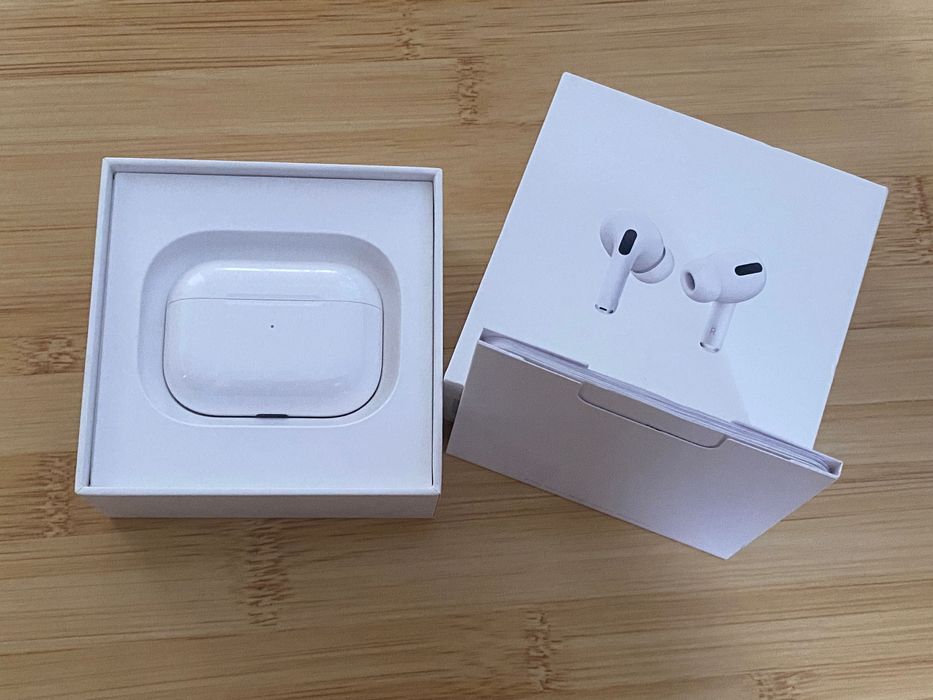 Casti Airpods Pro generatia 1