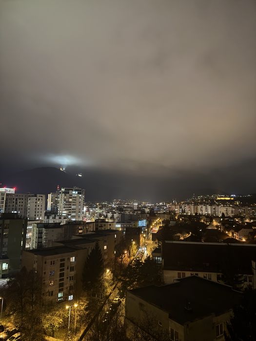 Apartament 2 camere, Centrul Civic, semi-decomandat, et 10, Vest.