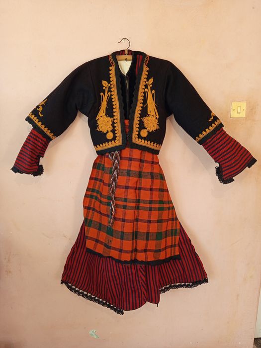 Пълен комплект народна носия