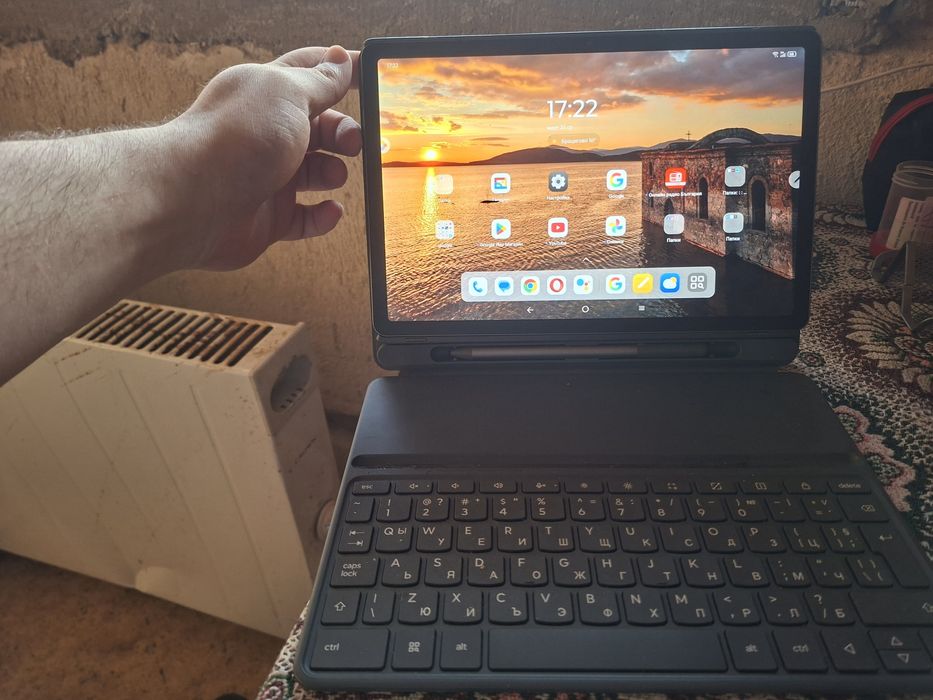 Lenovo idea tab.
