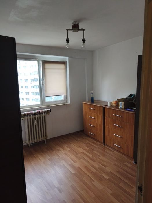 Vând apartament  2 camere Pantelimon