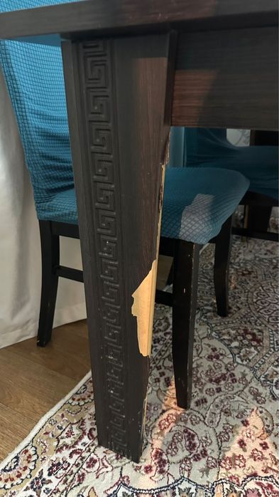 продаю стол деревянный