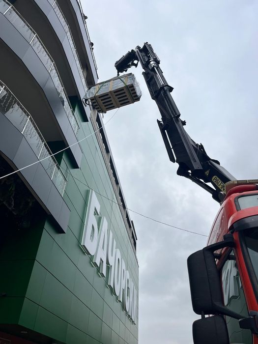 Камион с кран за София и страната