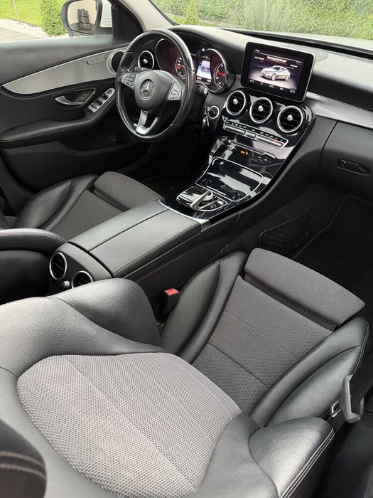 Mercedes C klass 2.2 Diesel 170 Cp/Panoramic/Avantgarde/Automat/Navigatie/Xenon/Led