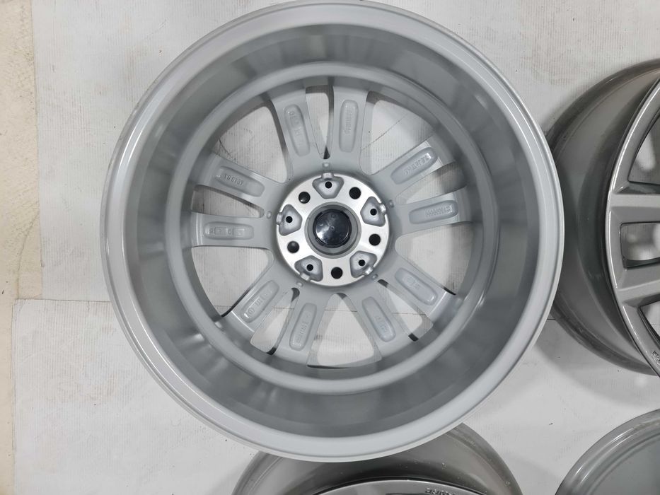 Jante 17 Audi A4 A5 A6 Q2 Q3 7.5Jx17, ET27, 5x112