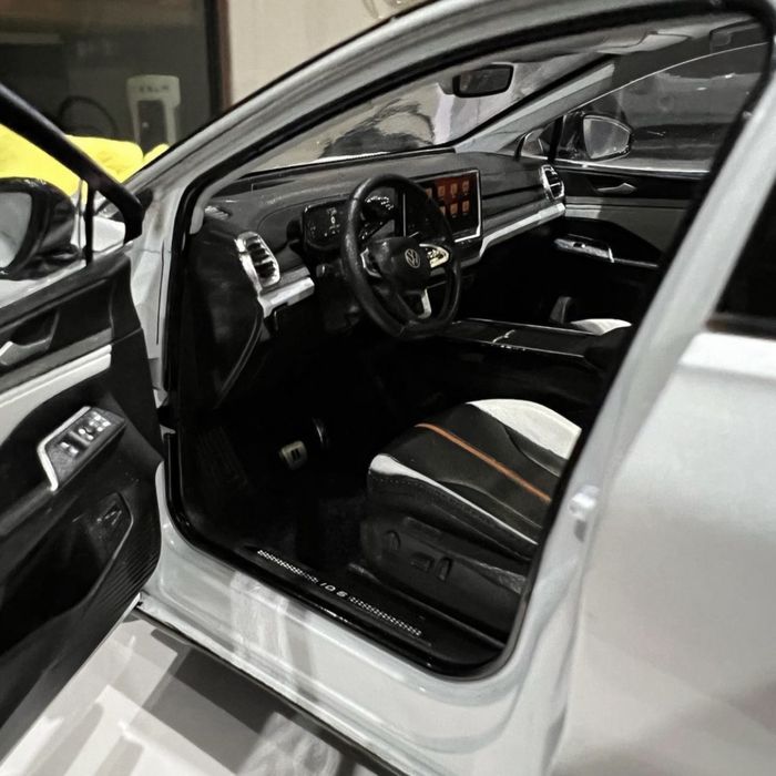 Volkswagen ID6 CROZZ. Коллекционные модель