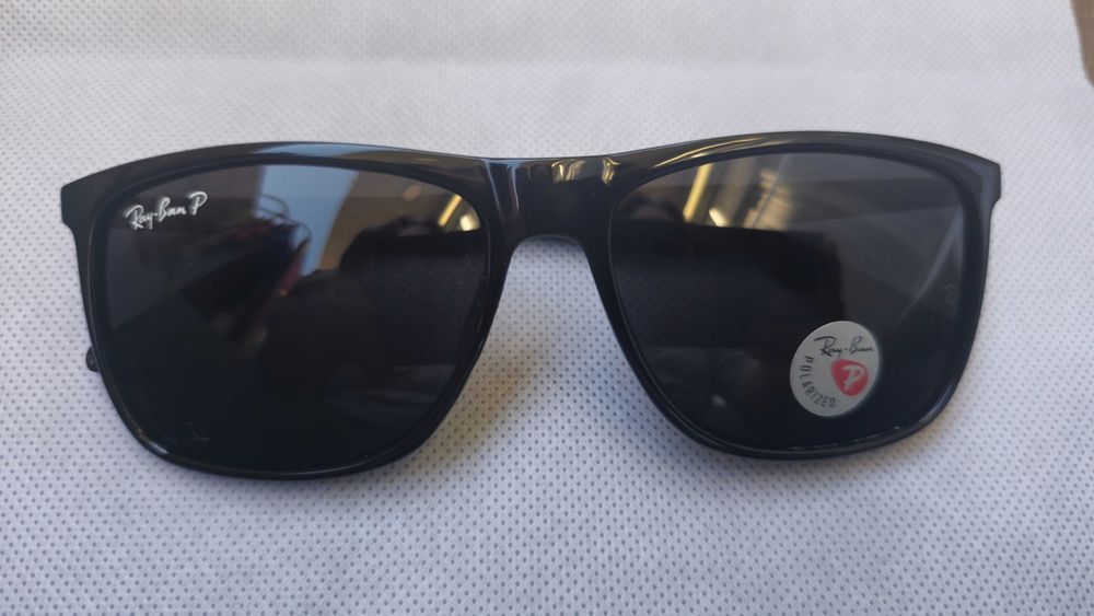 Ochelari de soare Rayban model nou
