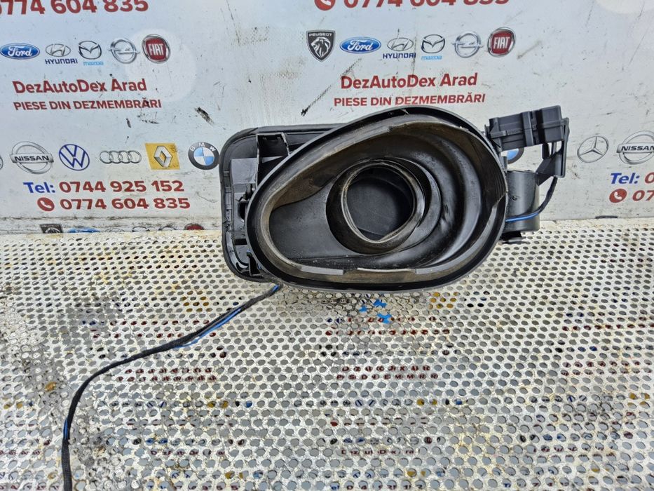 Usita rezervor BMW F30 F31 f32 usa rezervor combustibil