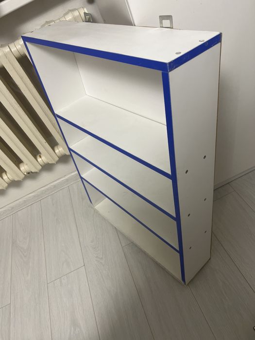 Полки навесные , настенные