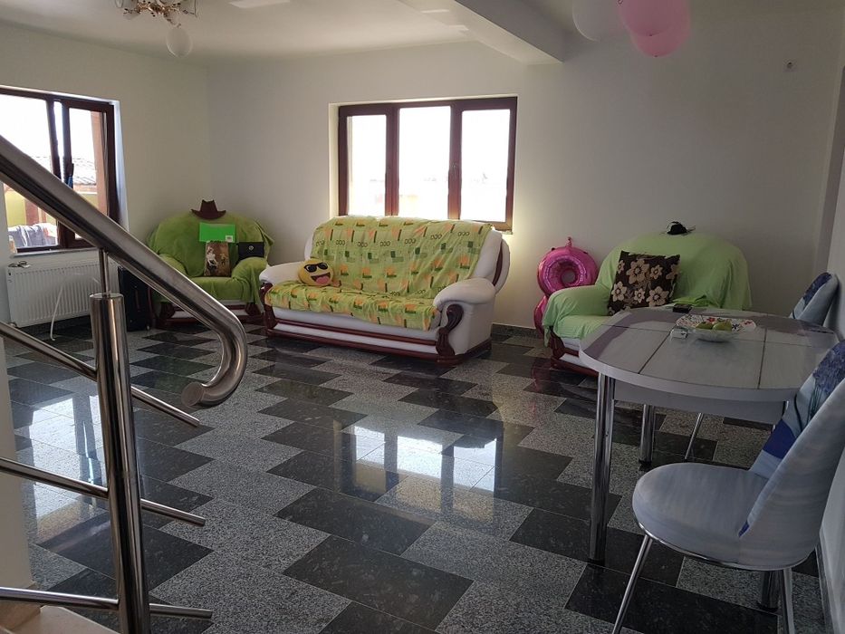 Casa de vanzare pe aeroport