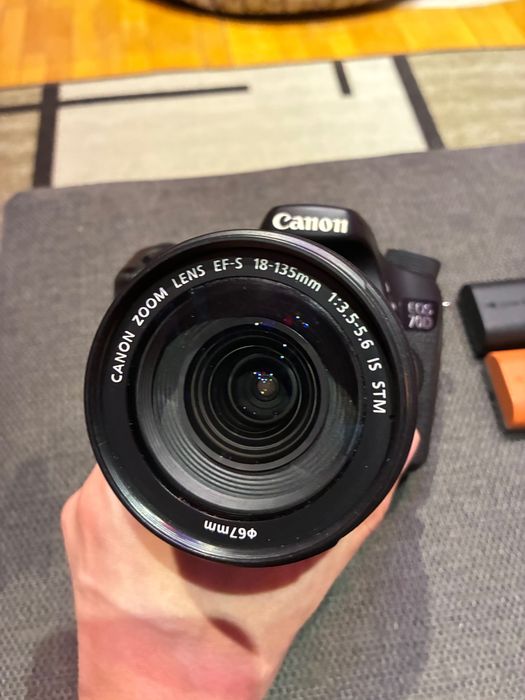 Canon EOS 70D 18-135mm