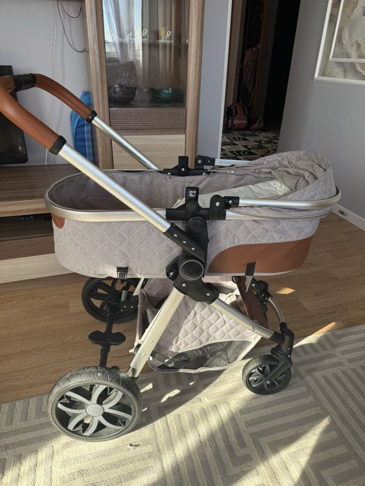 продам коляску в отличном состоянии