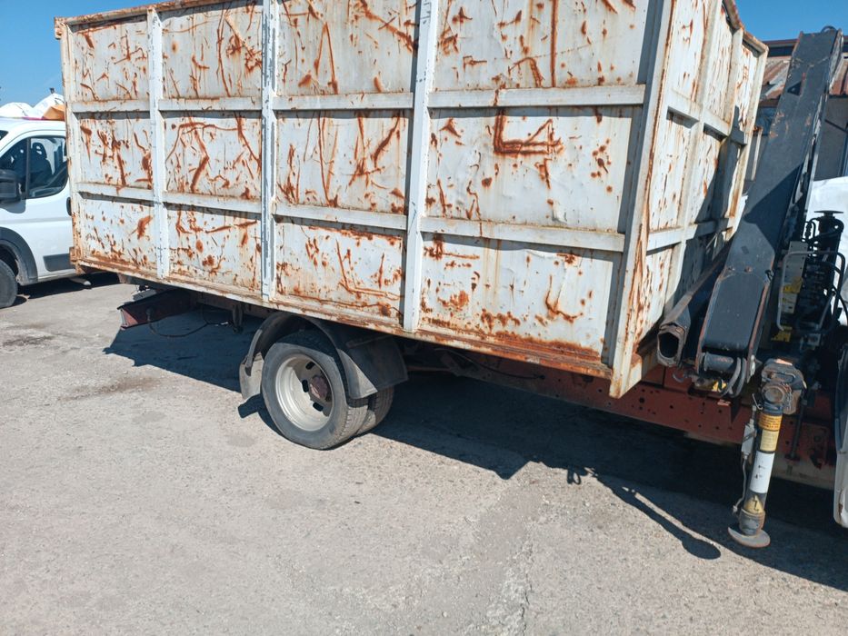 Ивеко . Продавам каросерия от Ивеко