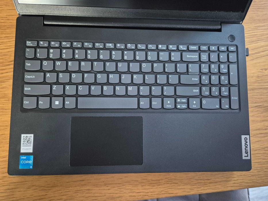 Laptop Lenovo V15 G4 IRU i3-1315U pana la 4.5GHz, 15.6", Full HD, IPS, 16GB DDR4 RAM, 512GB SSD