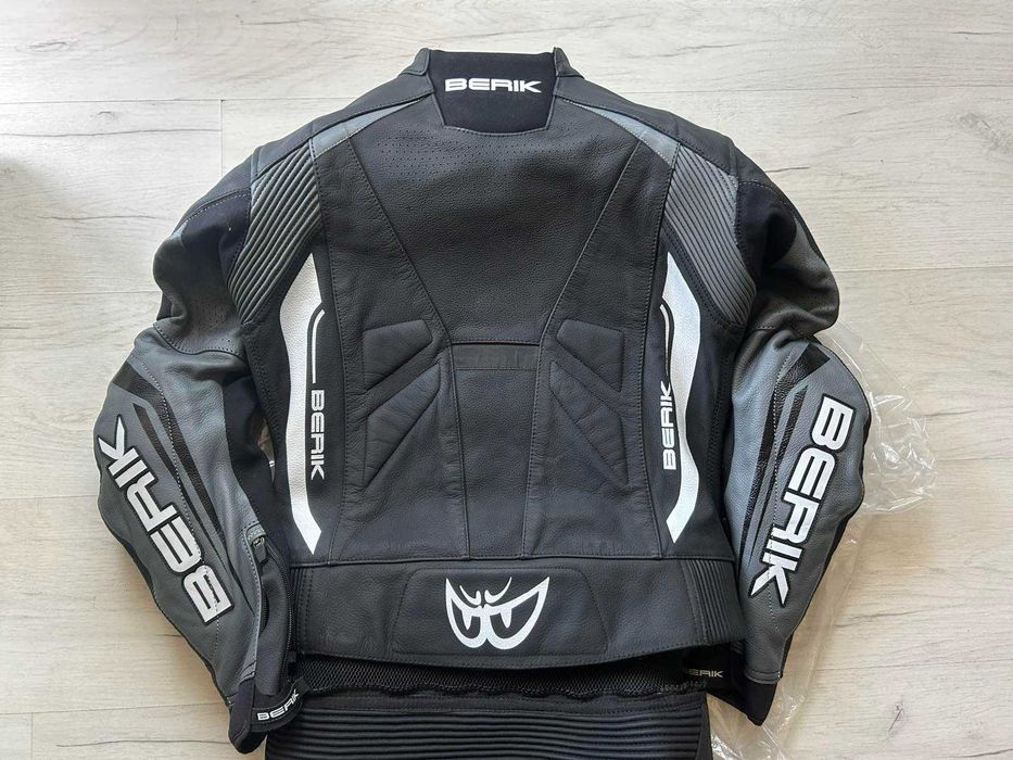 Дамски мото екип Berik
