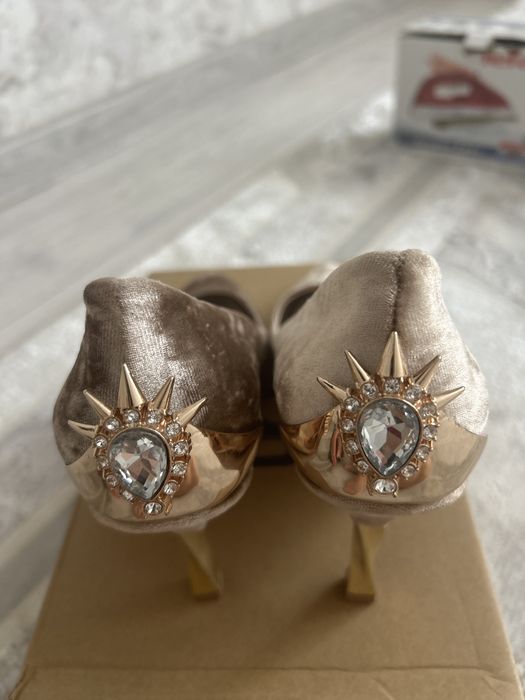 Срочно туфлилер сатылады 3мың тг