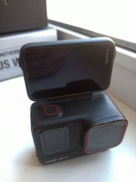Экшн-камера Insta360 Ace Pro