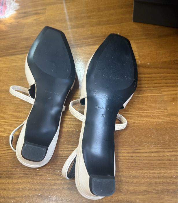 Pantofi  /balerini Massimo Dutti 38