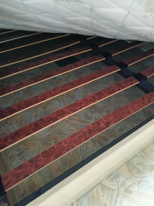 Продам спальный гарнитур Шатура