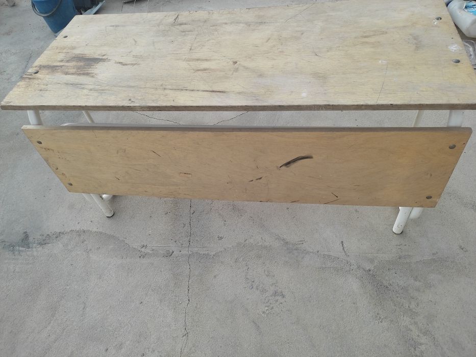 Парта для школьников