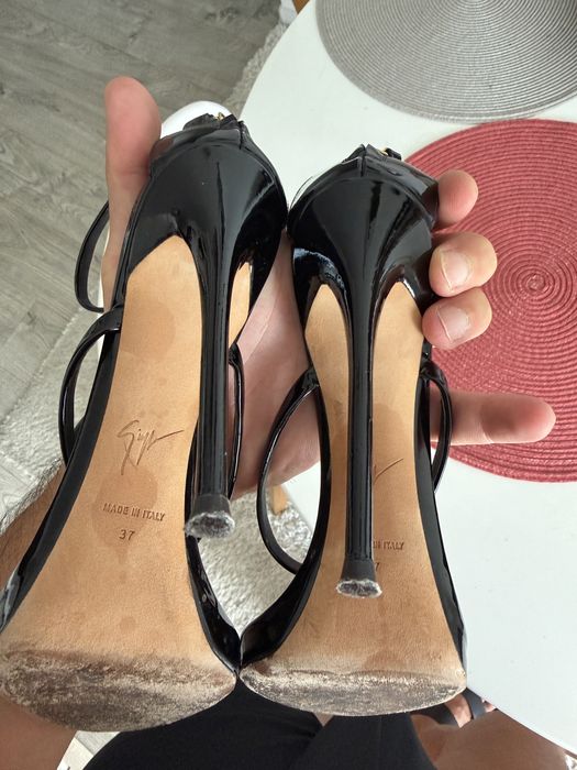 Sandale Giuseppe Zanotti originale, mărimea 37