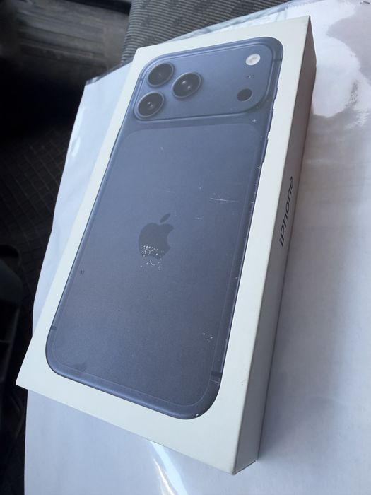 iPhone 17 pro MAX  неразличим от нов!