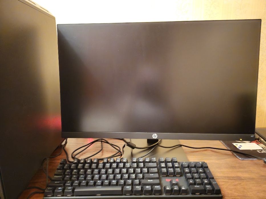 Компьютер, Монитор, Клавиатура. Наушники-Бесплатно.