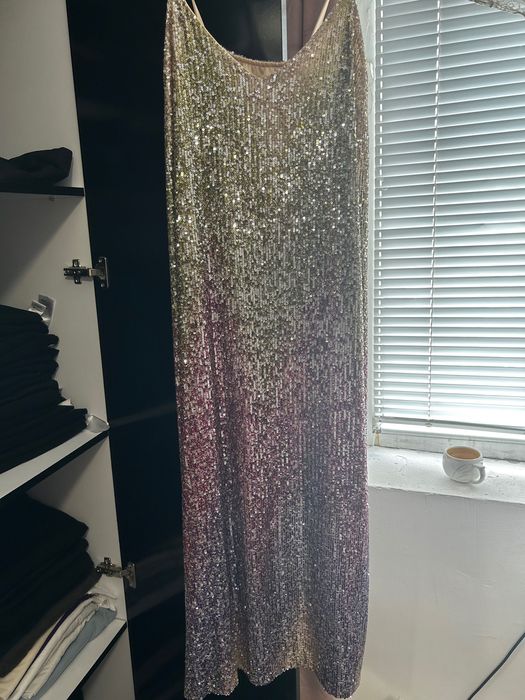 Рокля свободен силует на пайети