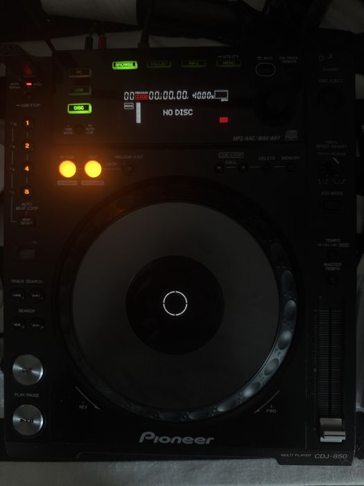 2 Playere Pioneer CDJ 850