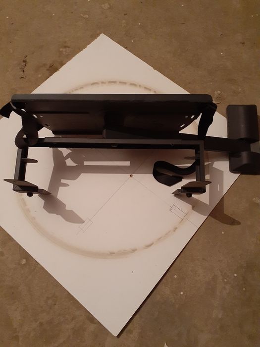 Кронштейн для телевизора и микровалновк