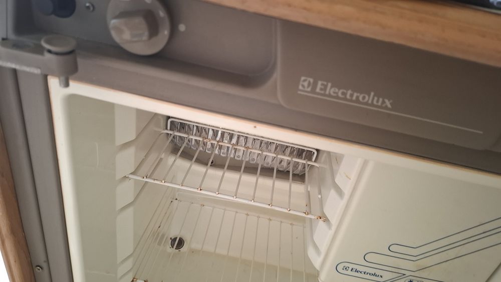 Каравана Avondale 4m 2004г/бартер/