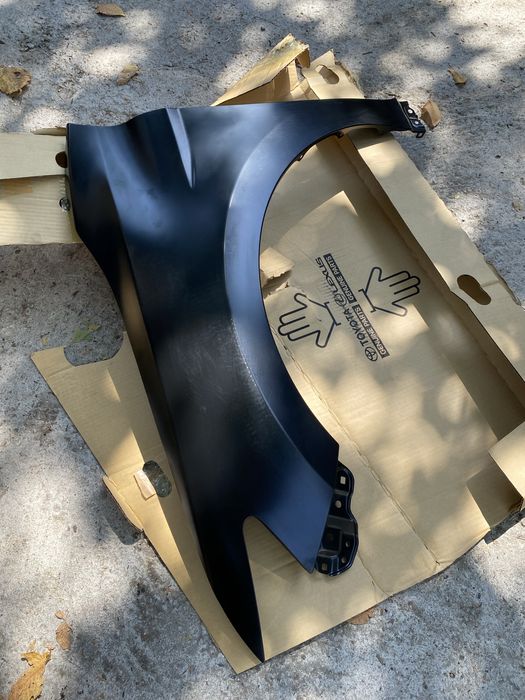 Крылья на Тойота Камри 70/75