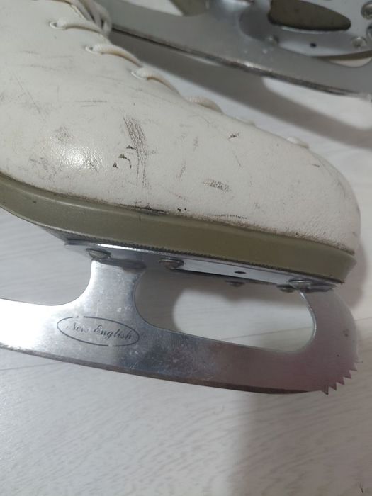 Patine Risport din piele mărimea 41
