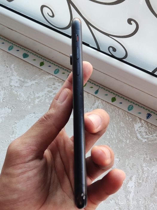 Iphone XR black 64 gb